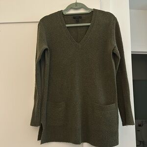 J Crew V-Neck Sweater with Pockets